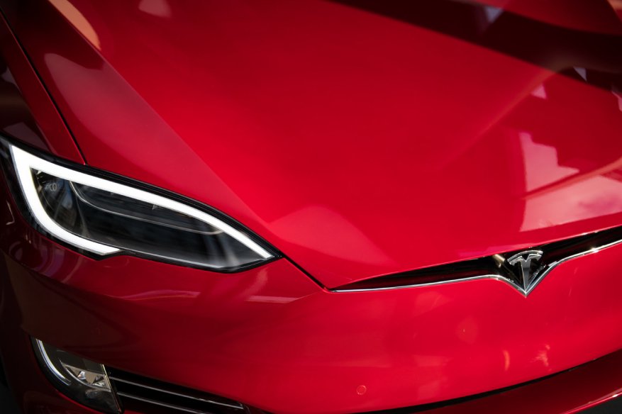 Your Tesla Model S Could Be Gone in 1.6 Seconds